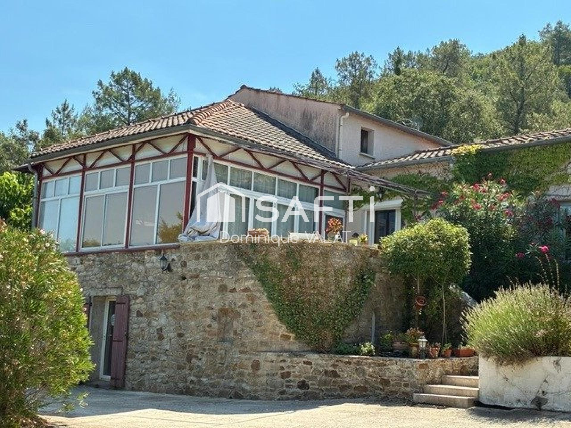 Maison à vendre, 217m², Saint-Sébastien-d'Aigrefeuille