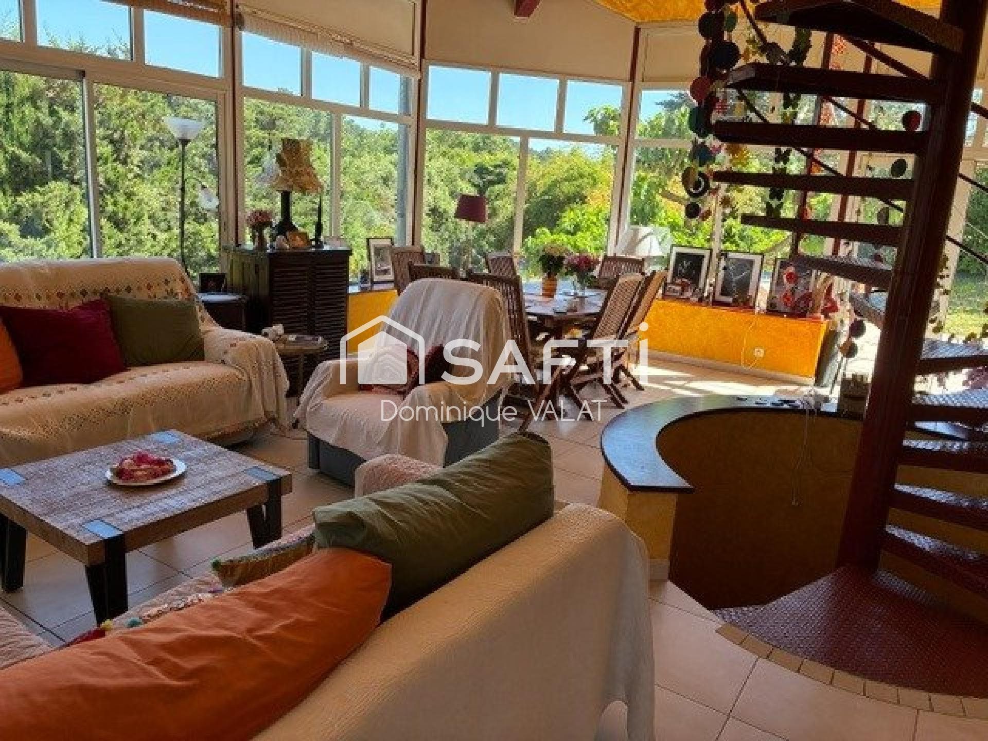 Maison à vendre, 217m², Saint-Sébastien-d'Aigrefeuille