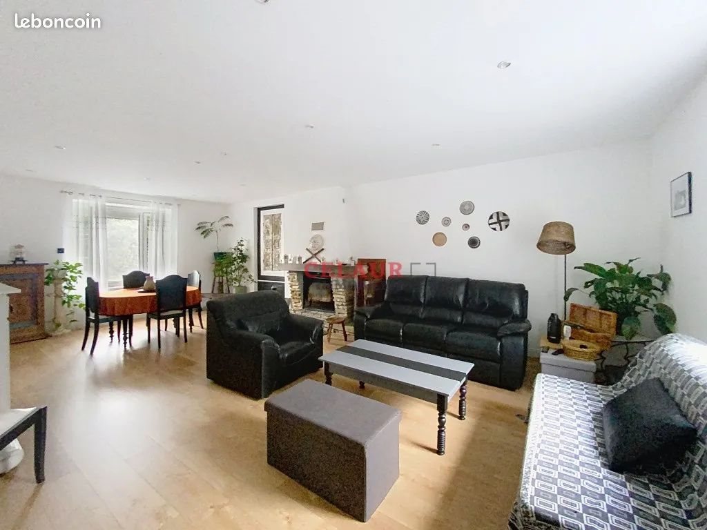 Maison à vendre, 140m², Saint-Germain-les-Belles