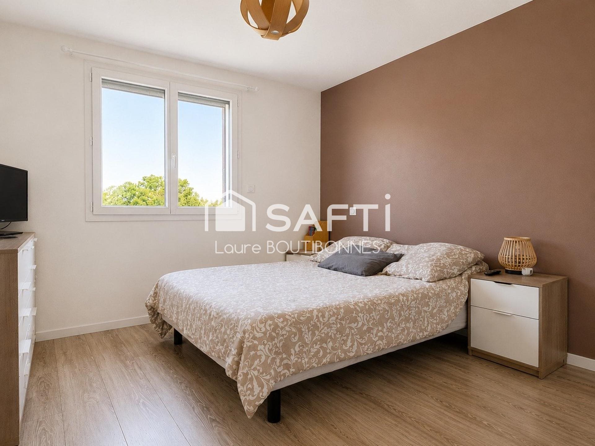 Maison à vendre, 107m², Saint-Sulpice-la-Pointe