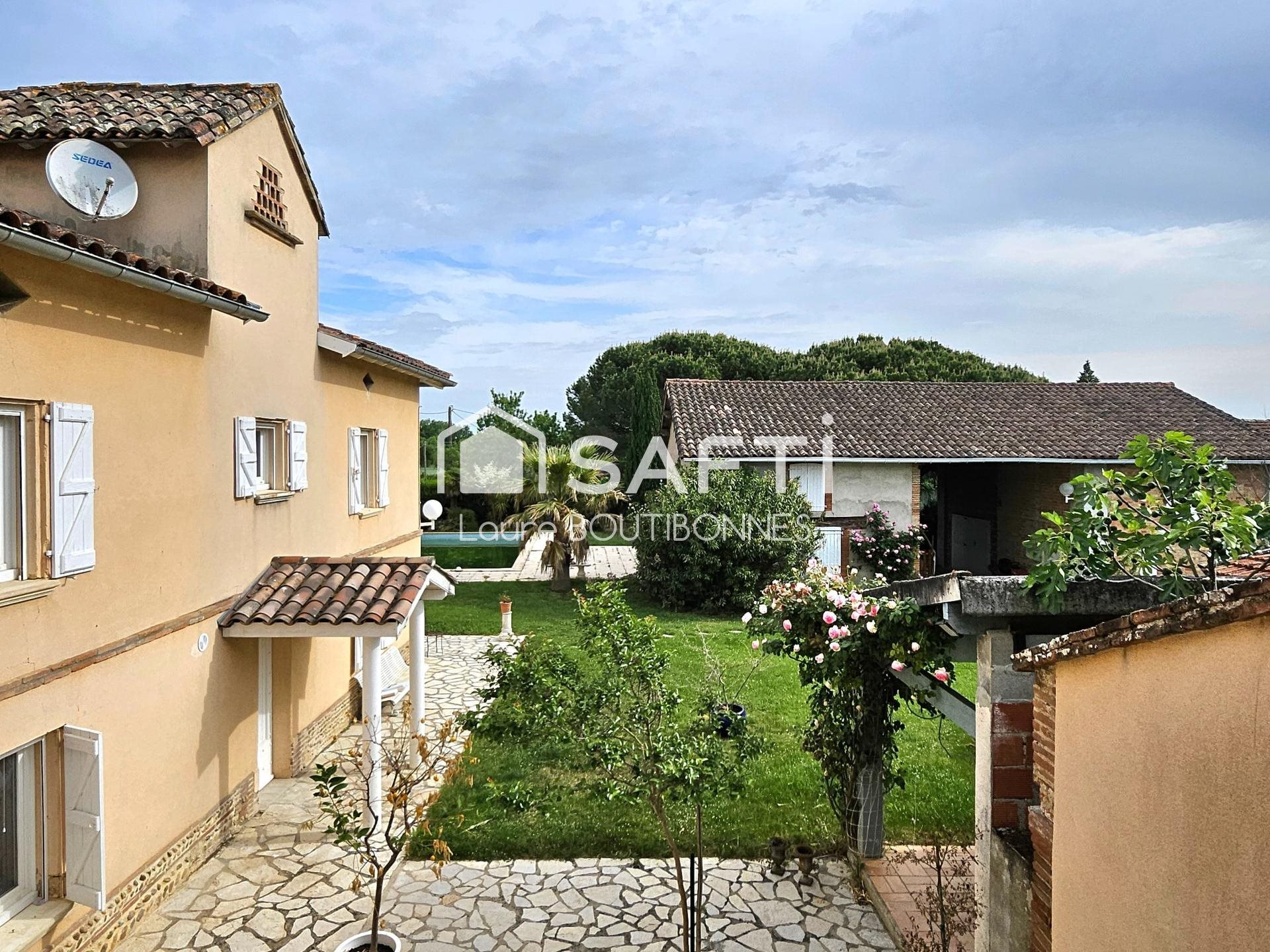 Maison à vendre, 280m², Saint-Sulpice-la-Pointe