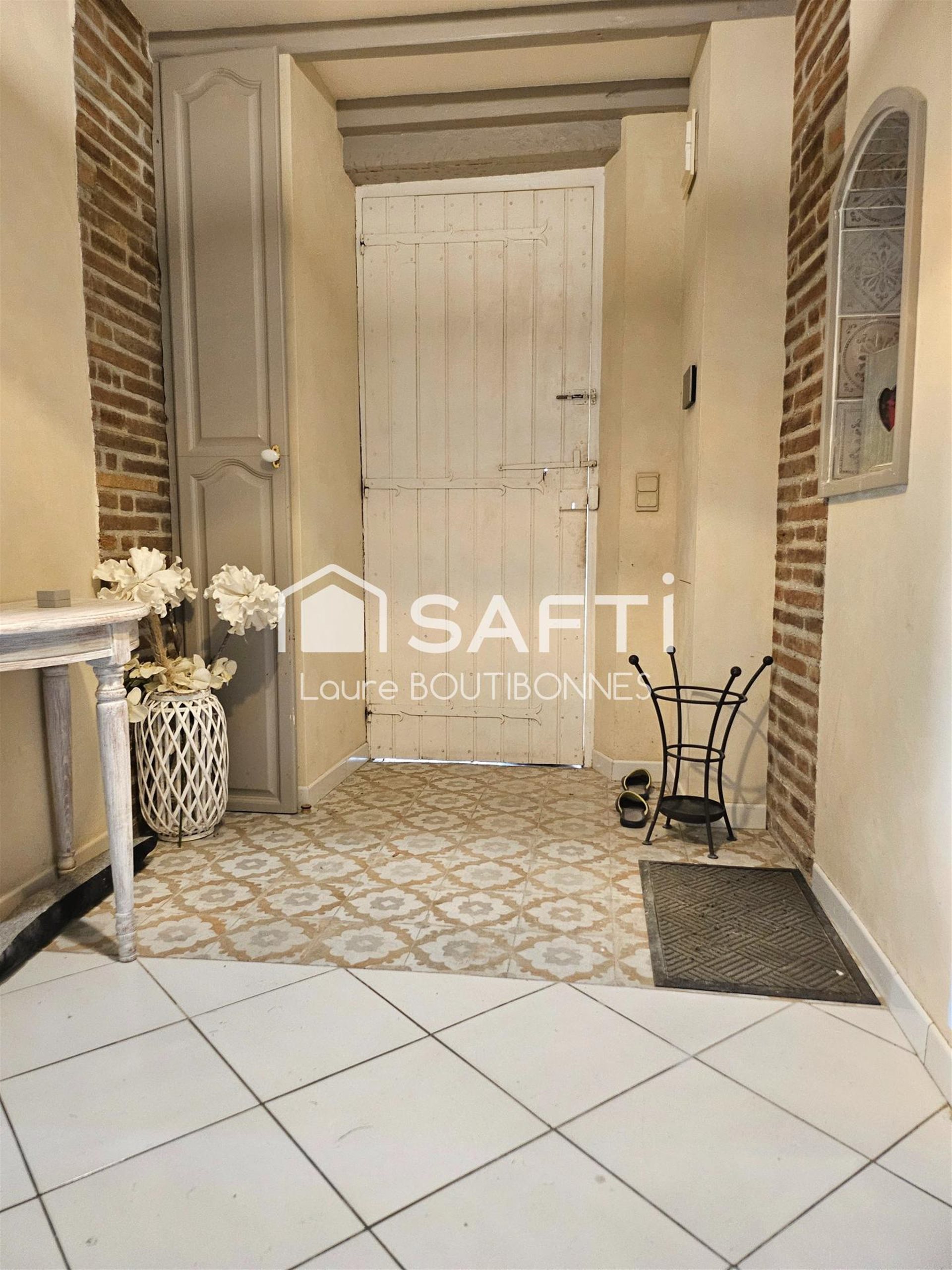 Maison à vendre, 280m², Saint-Sulpice-la-Pointe
