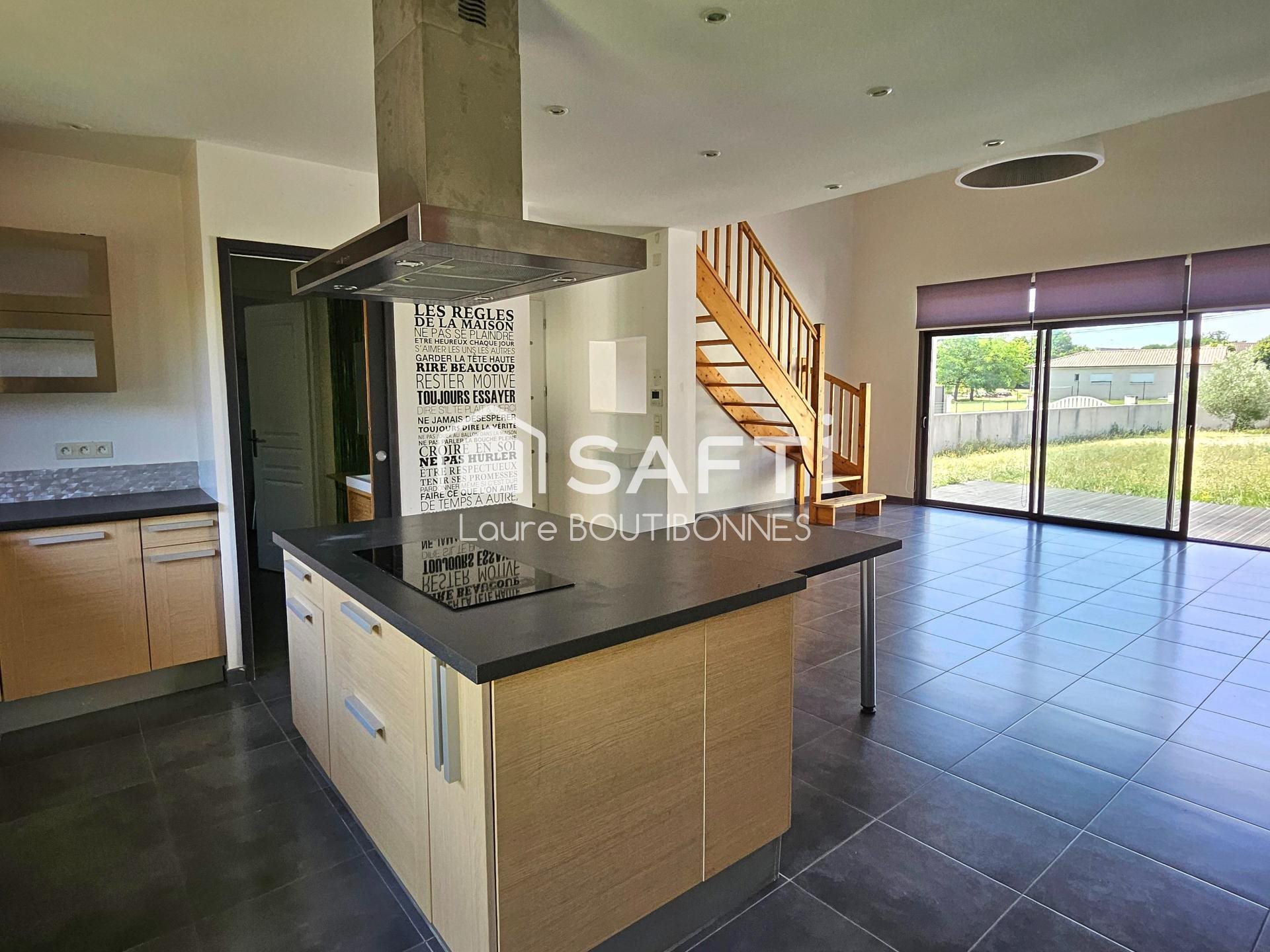 Maison à vendre, 162m², Saint-Sulpice-la-Pointe