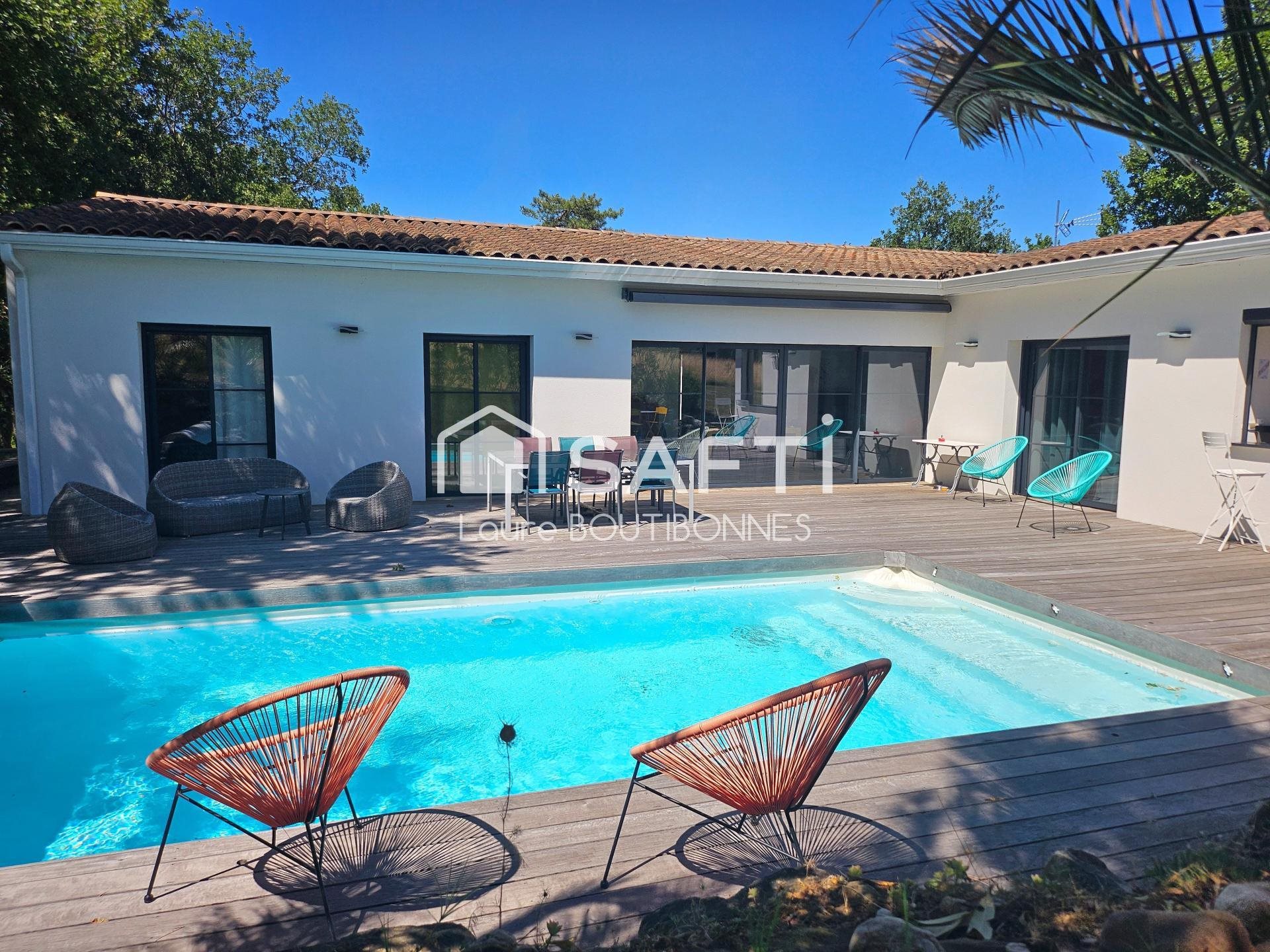 Maison à vendre, 183m², Saint-Sulpice-la-Pointe