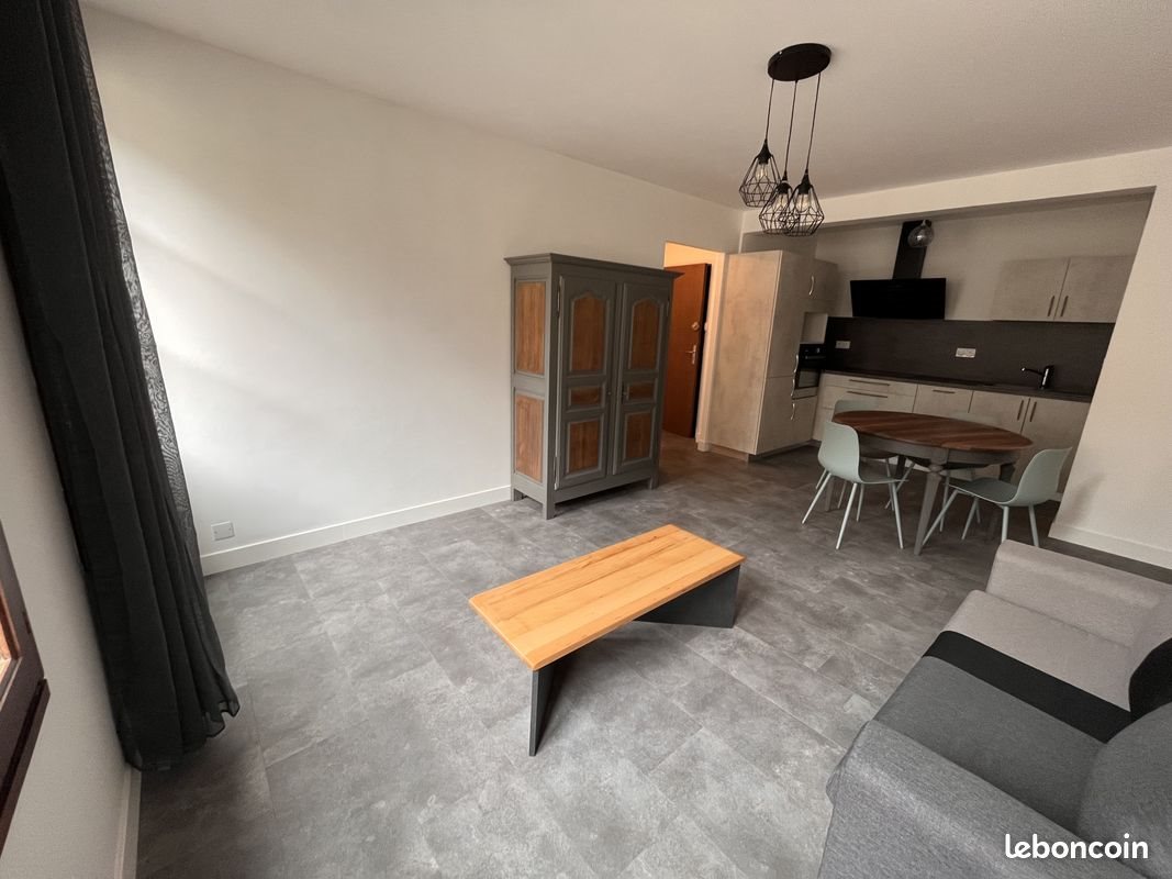 Appartement à louer, 38m², Espalion