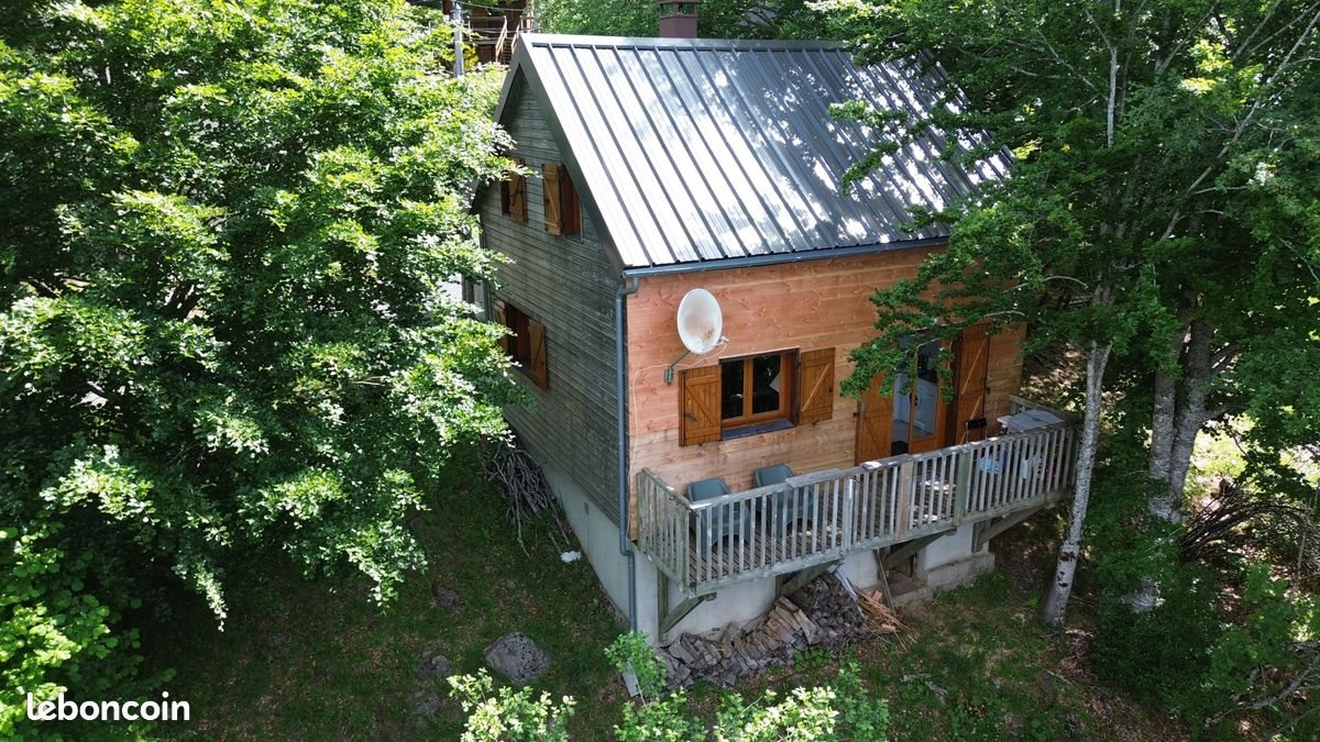 Maison à vendre, 65m², Saint-Chély-d'Aubrac