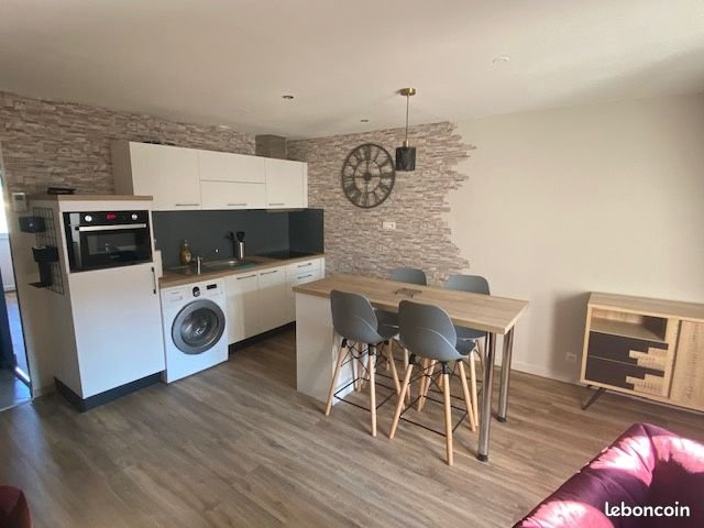 Appartement à louer, 34m², Espalion