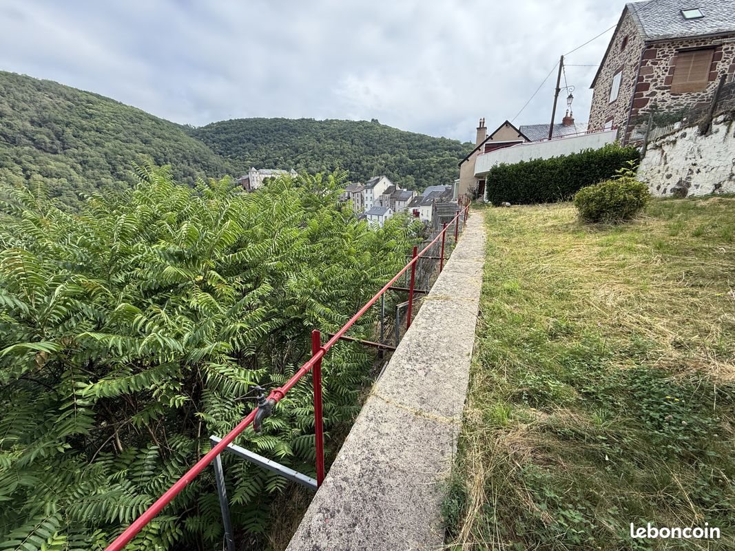 Maison à vendre, 94m², Saint-Laurent-d'Olt
