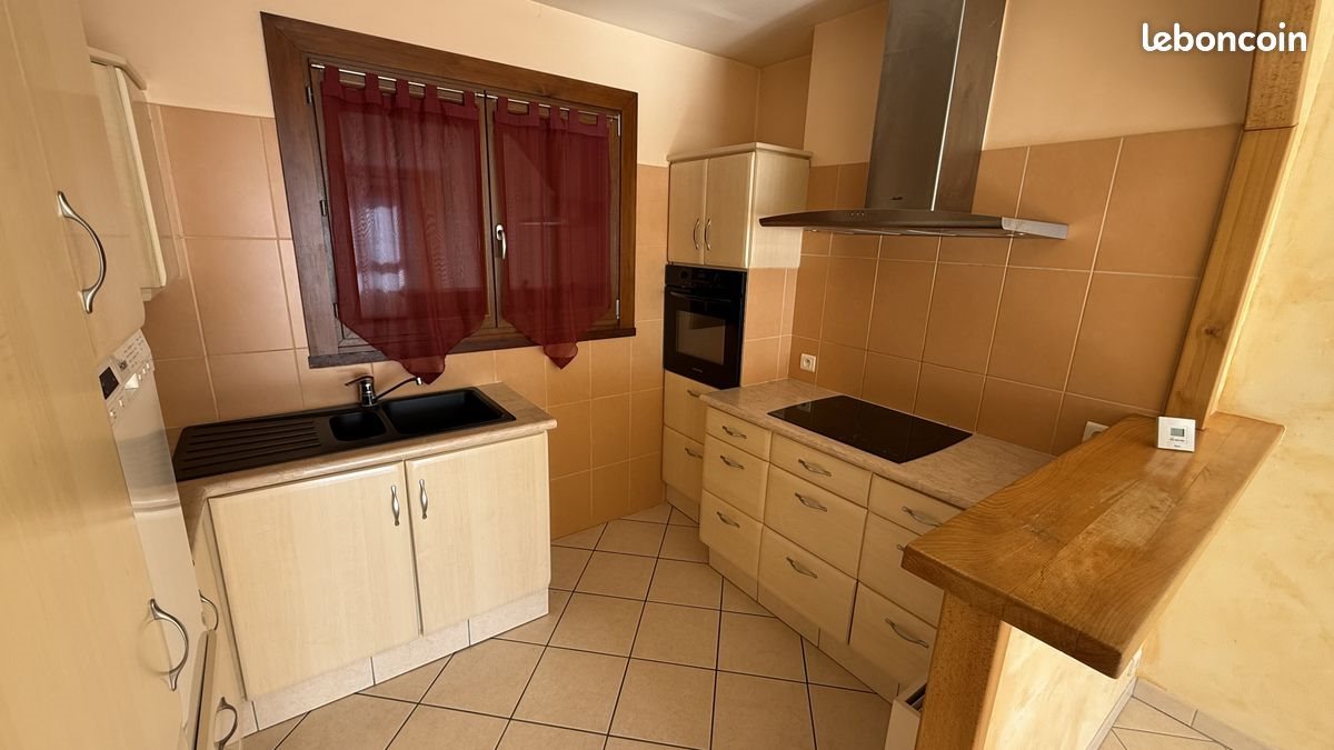Appartement à louer, 54m², Espalion