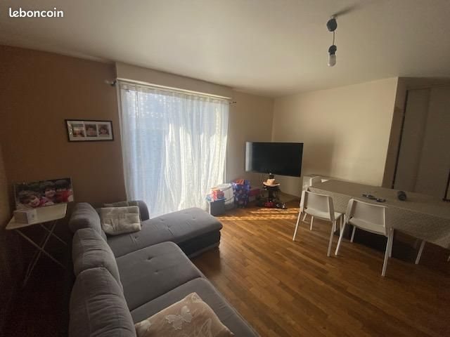 Appartement à louer, 81m², Saint-Côme-d'Olt