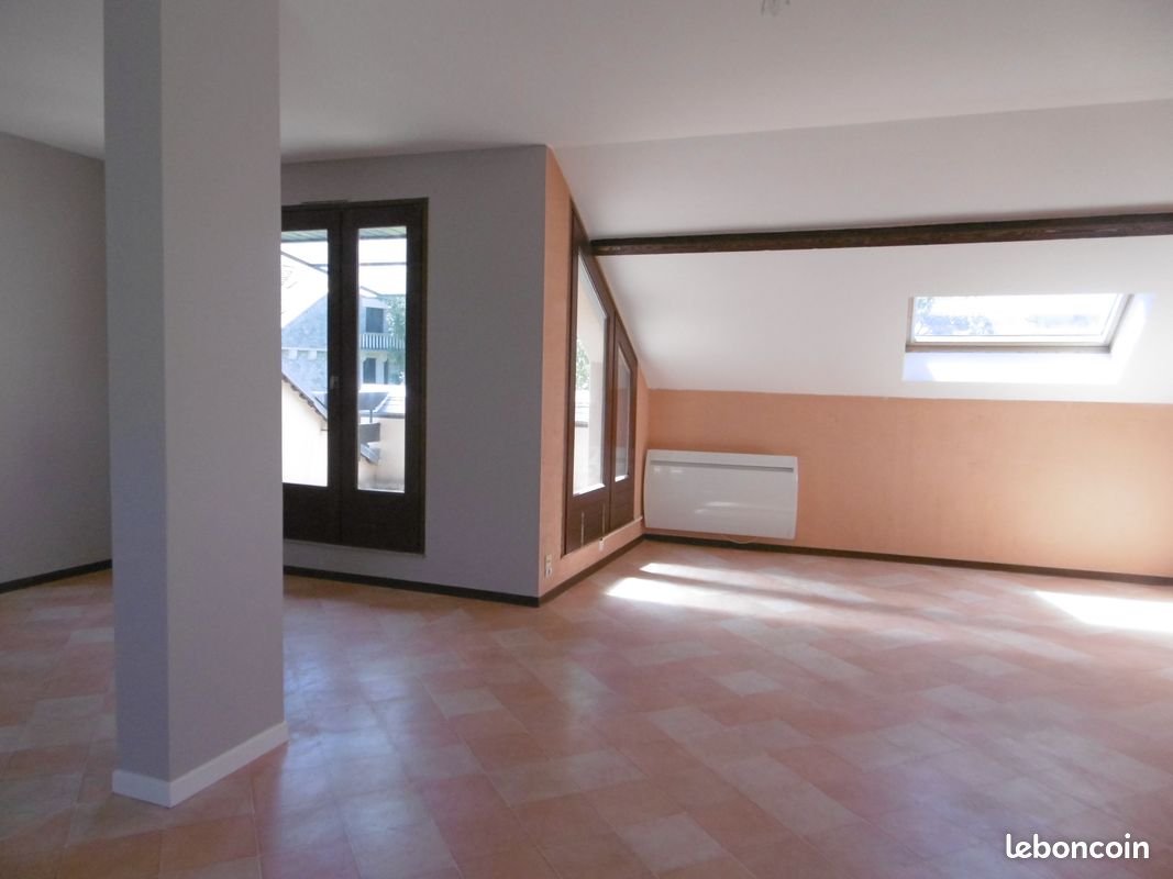 Appartement à louer, 56m², Espalion