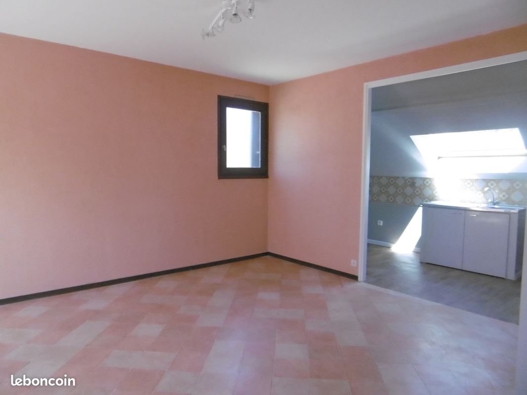 Appartement à louer, 56m², Espalion