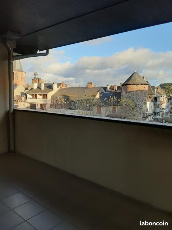 Appartement à louer, 49m², Espalion