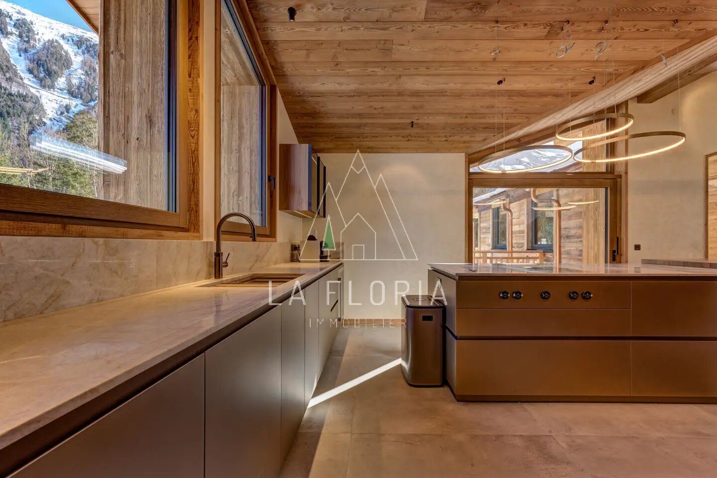 Maison à vendre, 340m², Chamonix-Mont-Blanc