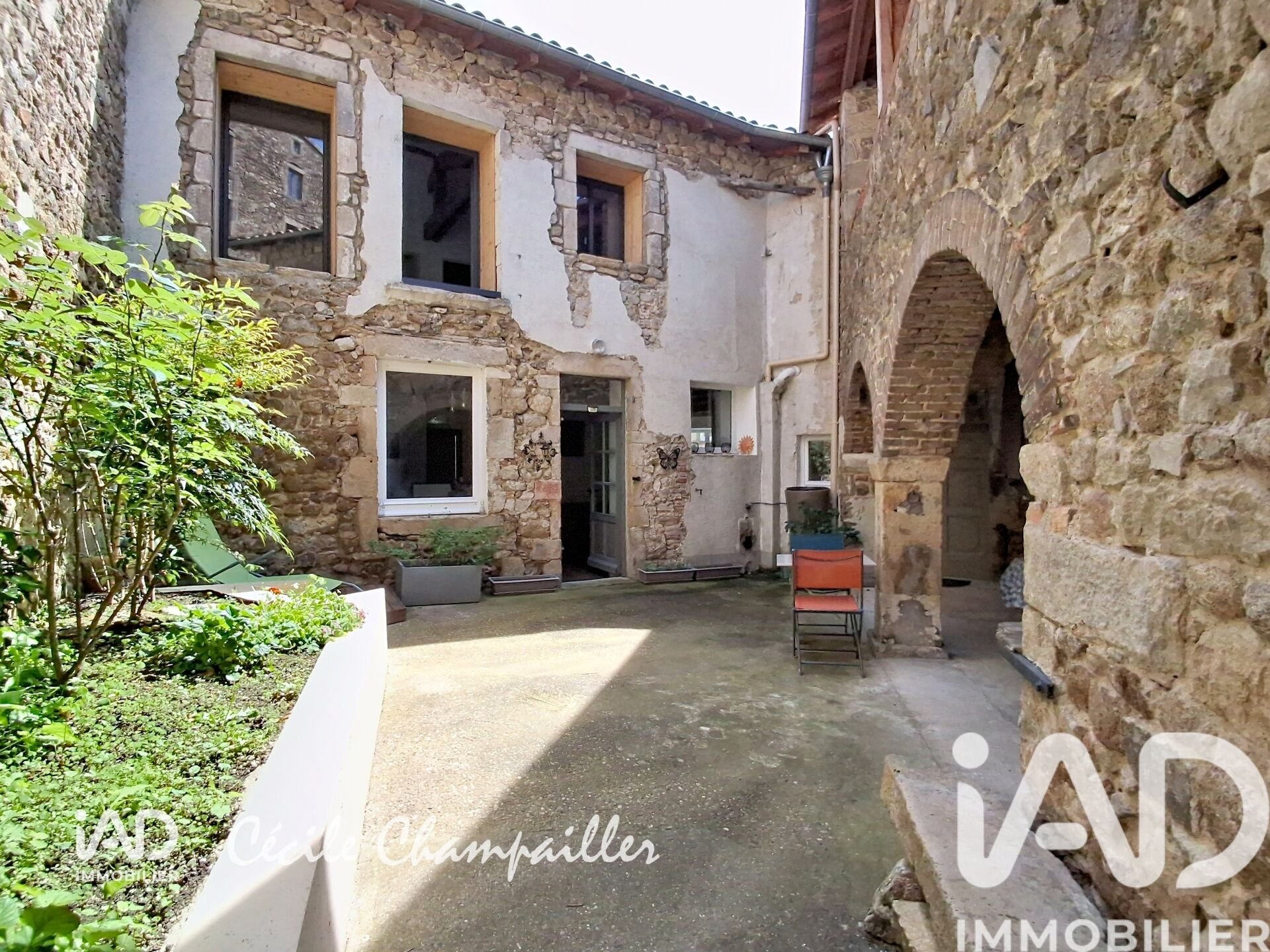 Maison à vendre, 240m², Pélussin