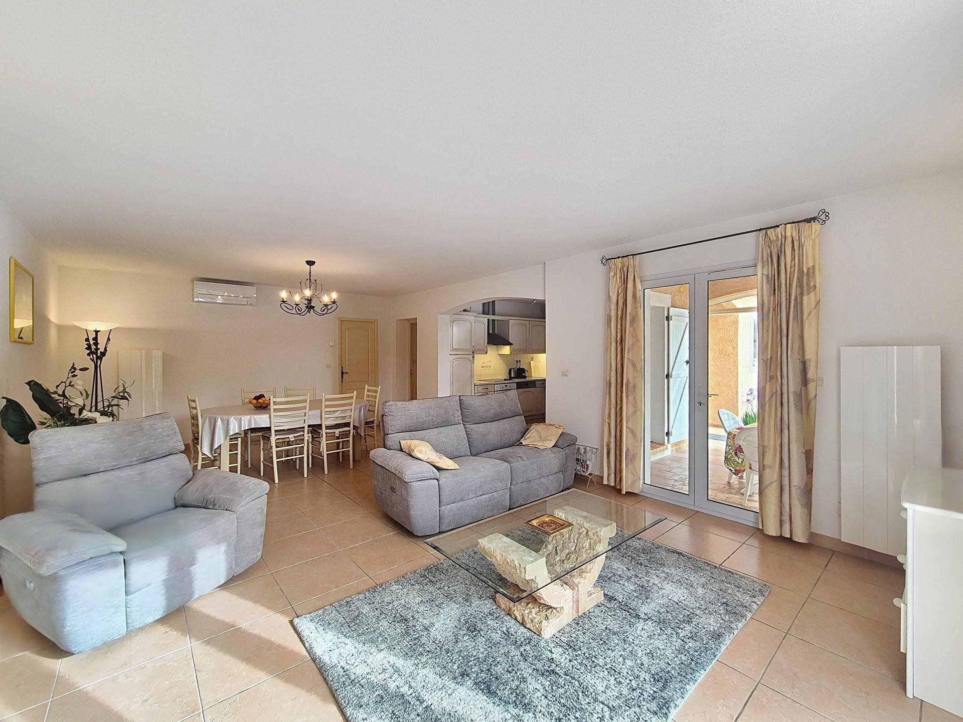 Maison à vendre, 127m², Eyguières