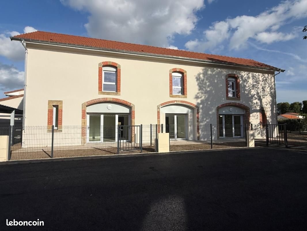 Appartement à louer, 82m², Issoire