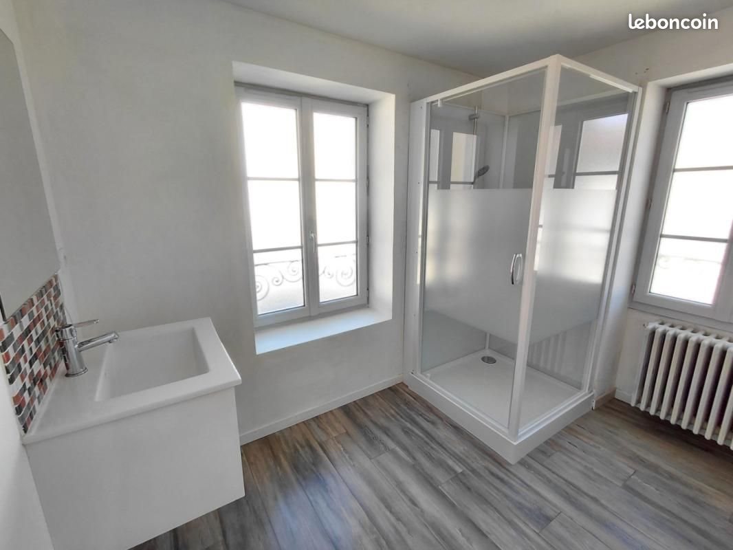 Maison à louer, 62m², Châtel-Guyon