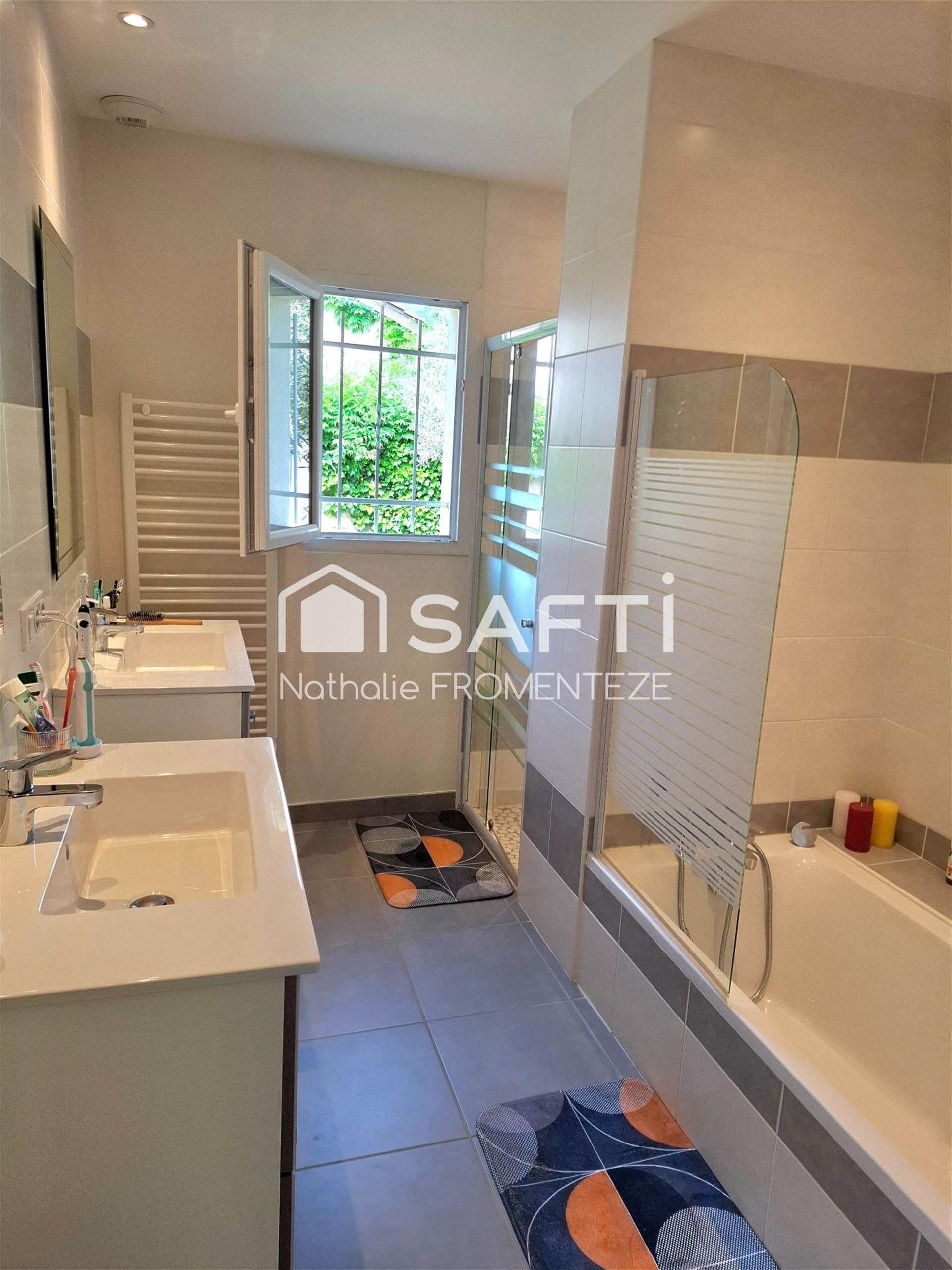 Maison à vendre, 94m², Pradines
