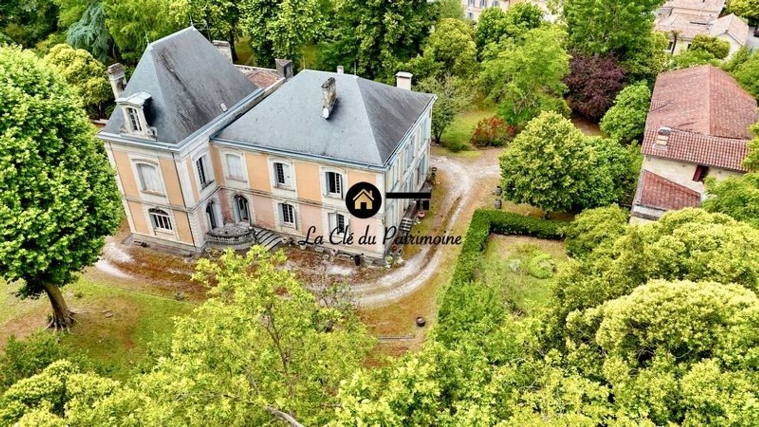 Maison à vendre, 559m², Ambarès-et-Lagrave