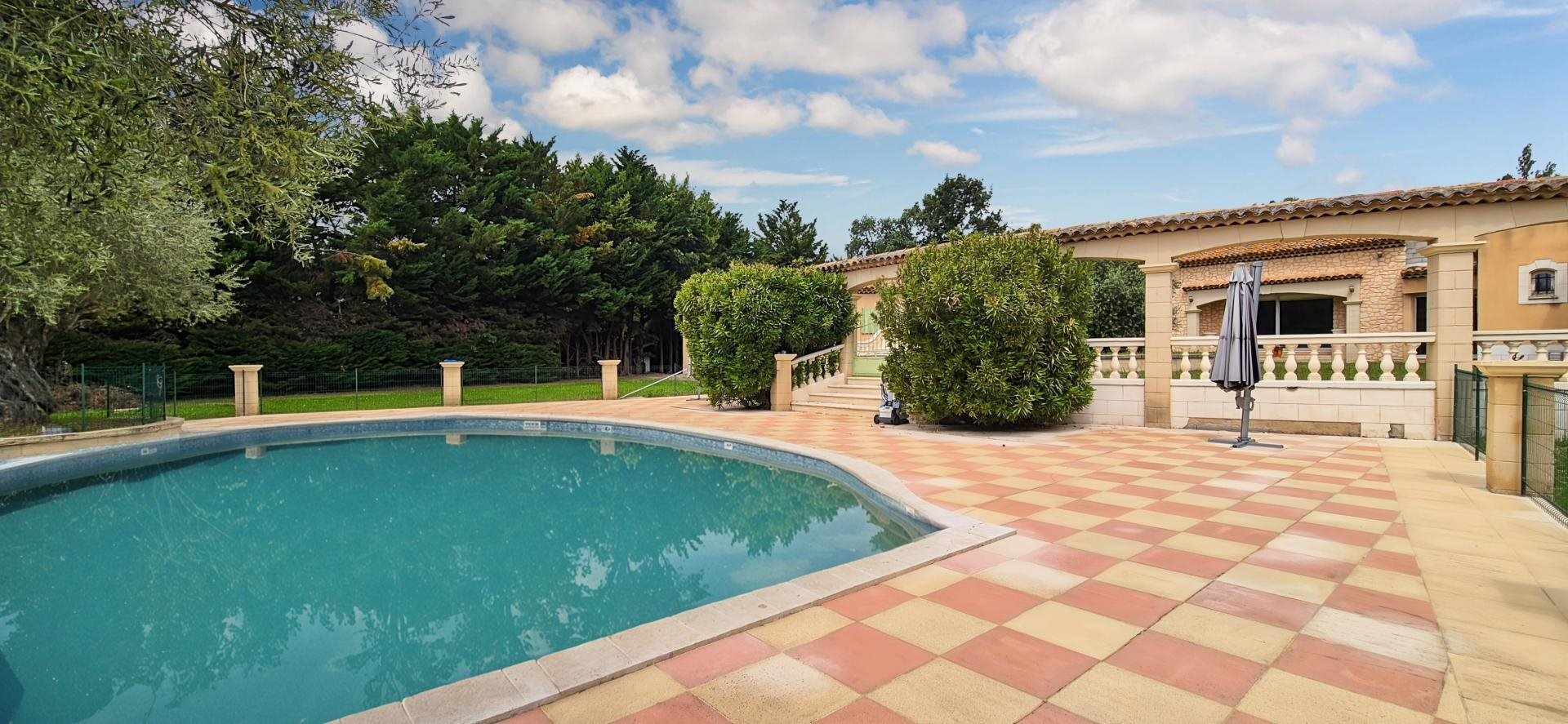 Maison à vendre, 250m², Pertuis
