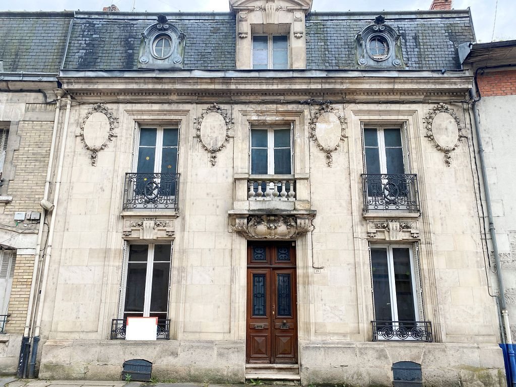 Maison à vendre, 144m², Dun-sur-Meuse