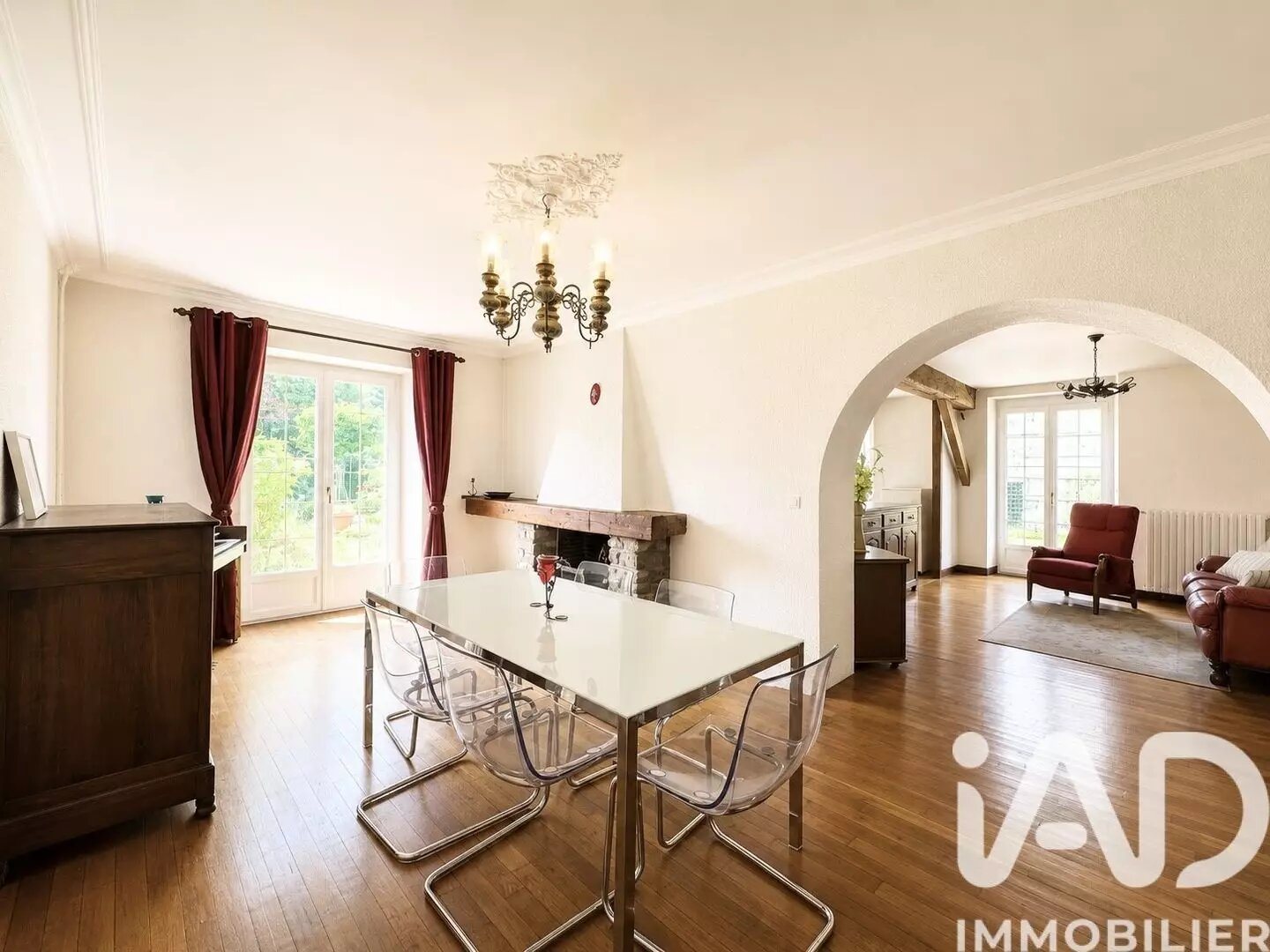 Maison à vendre, 233m², Saclas
