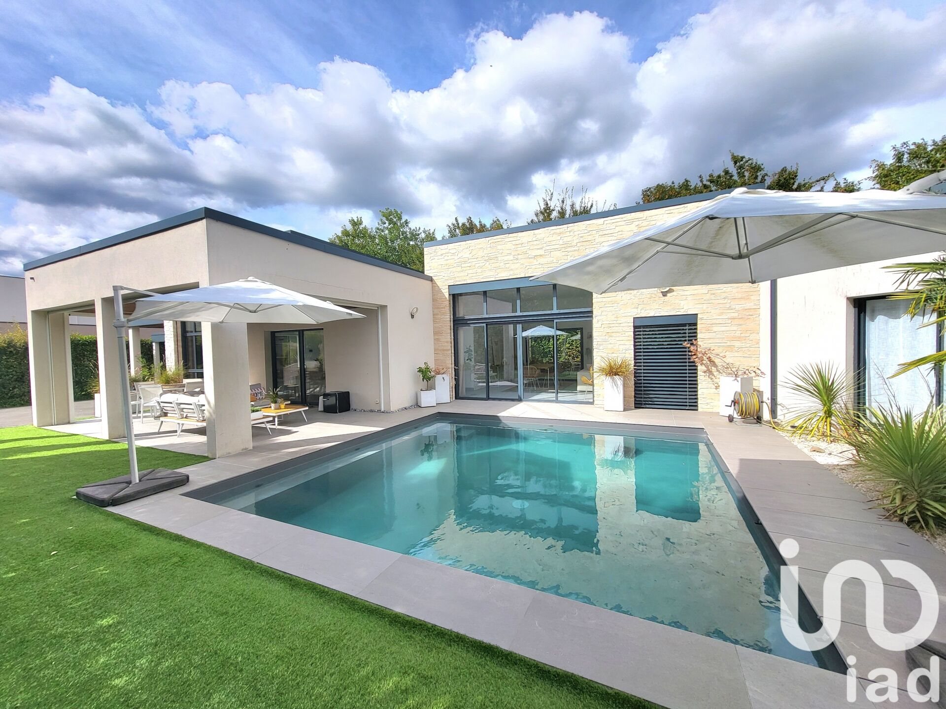 Maison à vendre, 265m², Saint-Cyr-sur-Loire