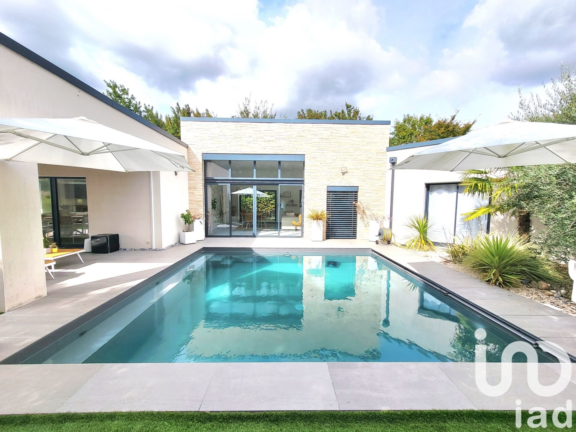 Maison à vendre, 265m², Saint-Cyr-sur-Loire