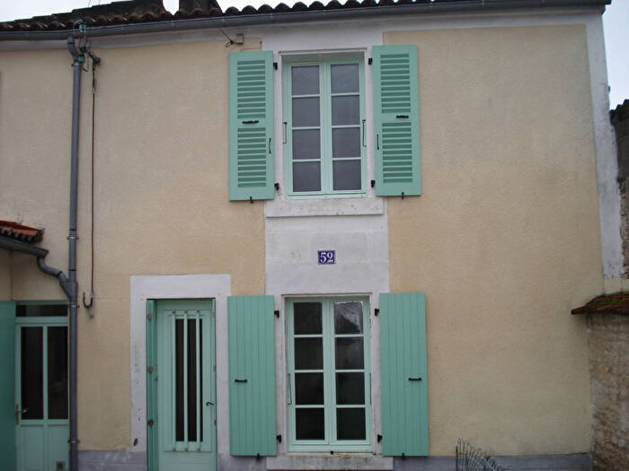 Maison à louer, 86m², Fontenay-le-Comte