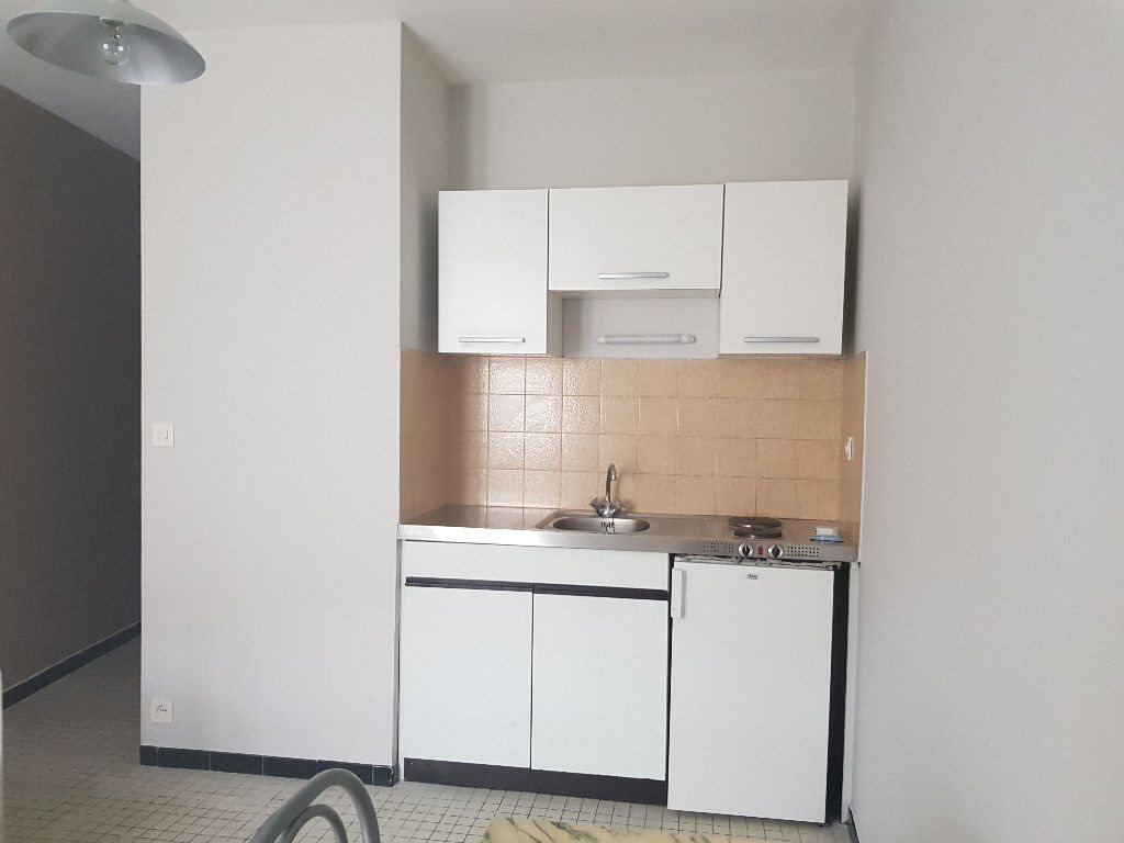 Appartement à louer, 16m², Fontenay-le-Comte