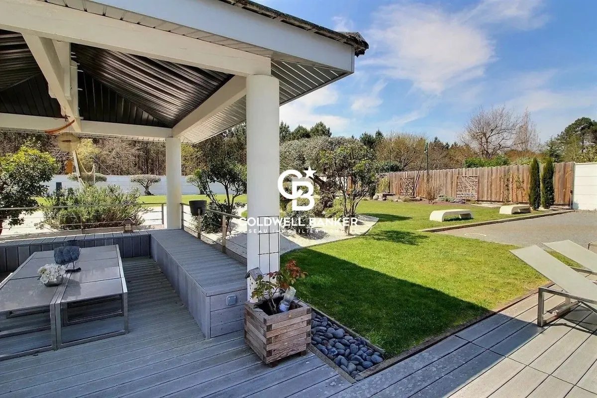 Maison à vendre, 330m², Pessac
