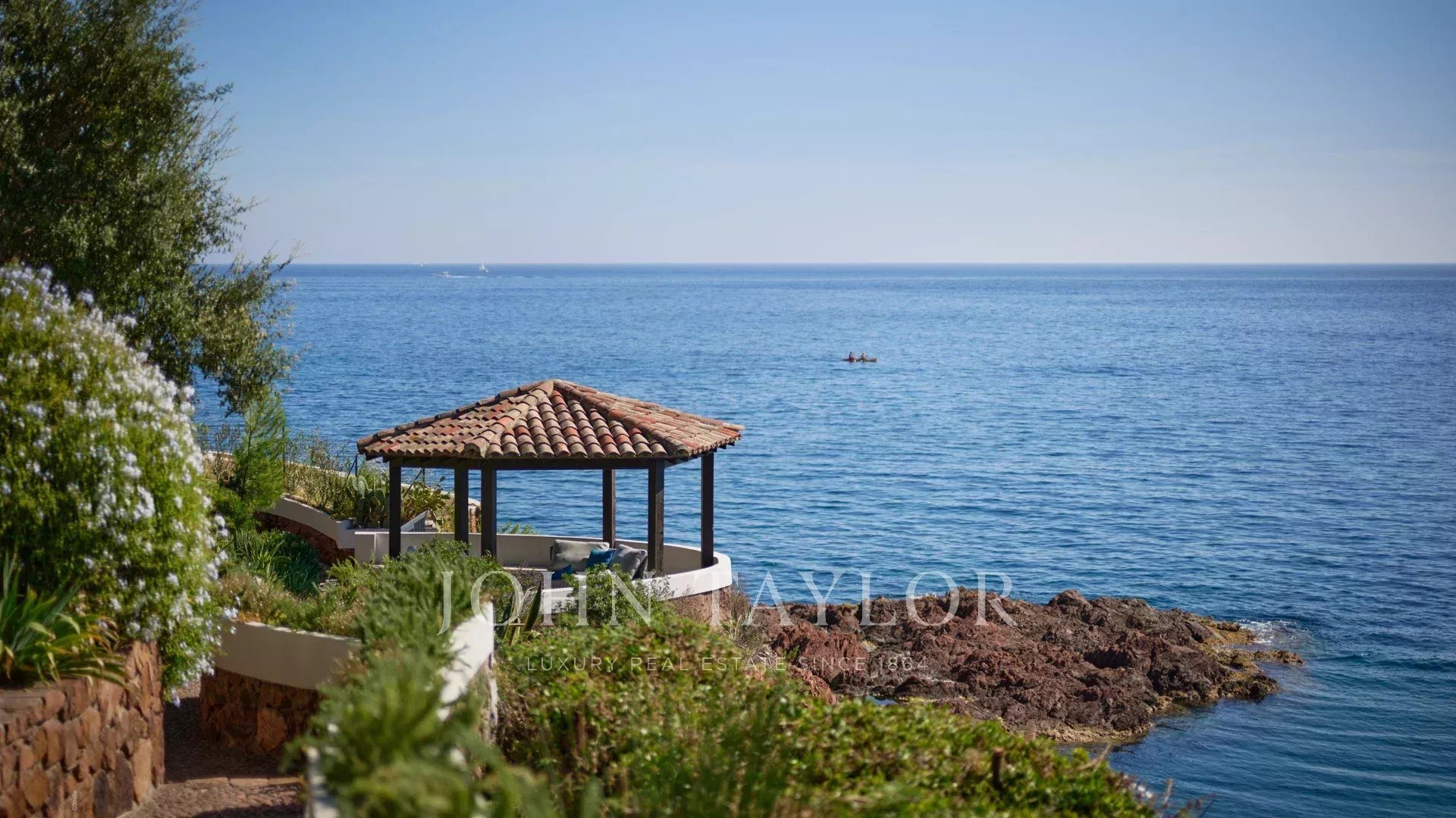 Maison à vendre, 400m², Saint-Raphaël