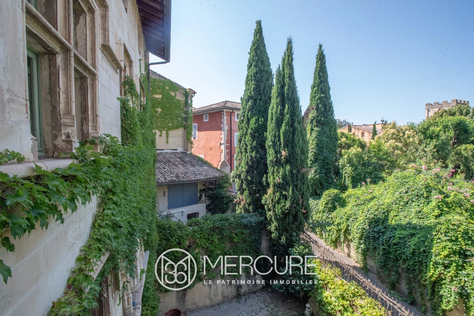 Maison à vendre, 900m², Pernes-les-Fontaines