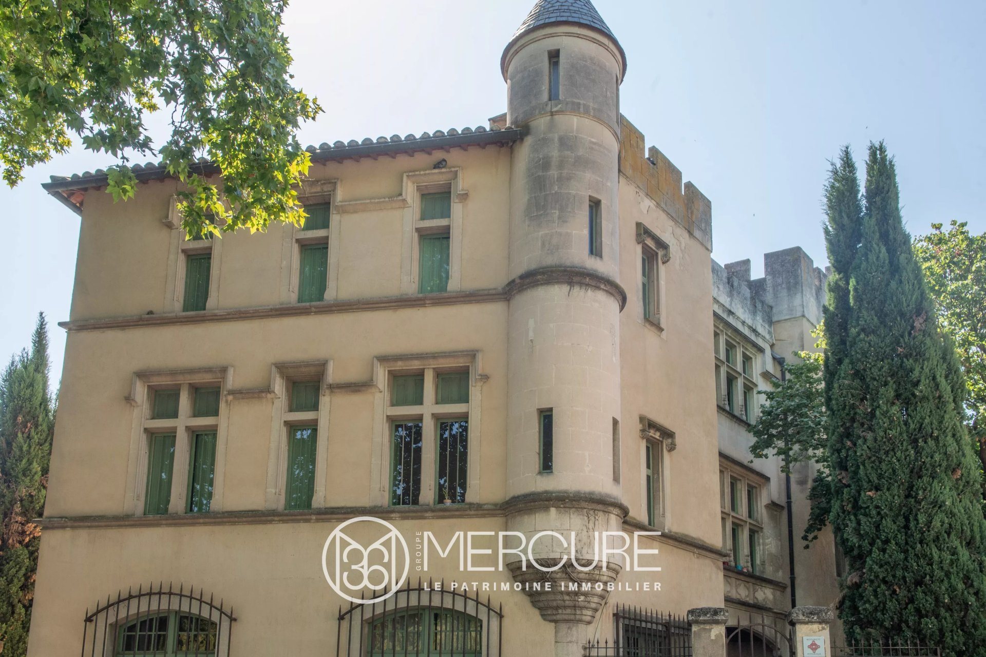 Maison à vendre, 900m², Pernes-les-Fontaines