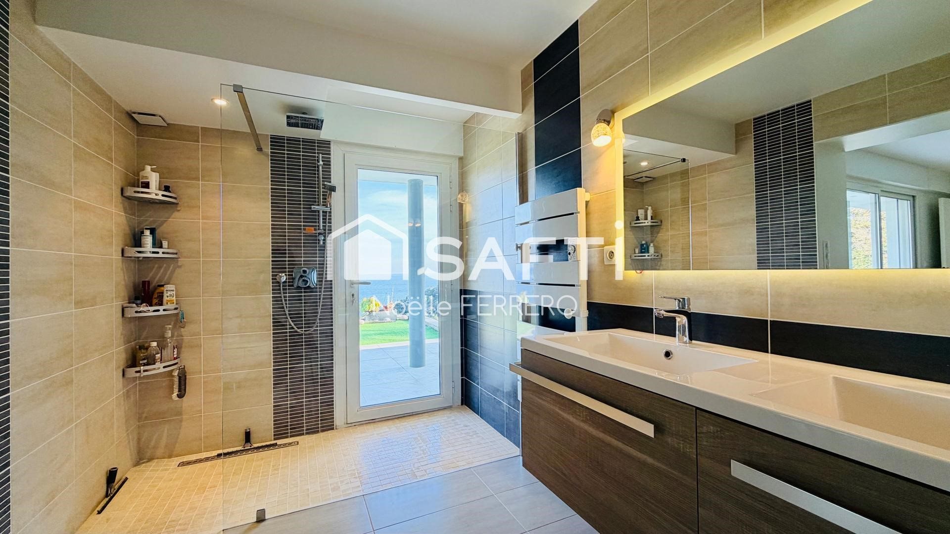 Maison à vendre, 160m², Roquebrune-sur-Argens