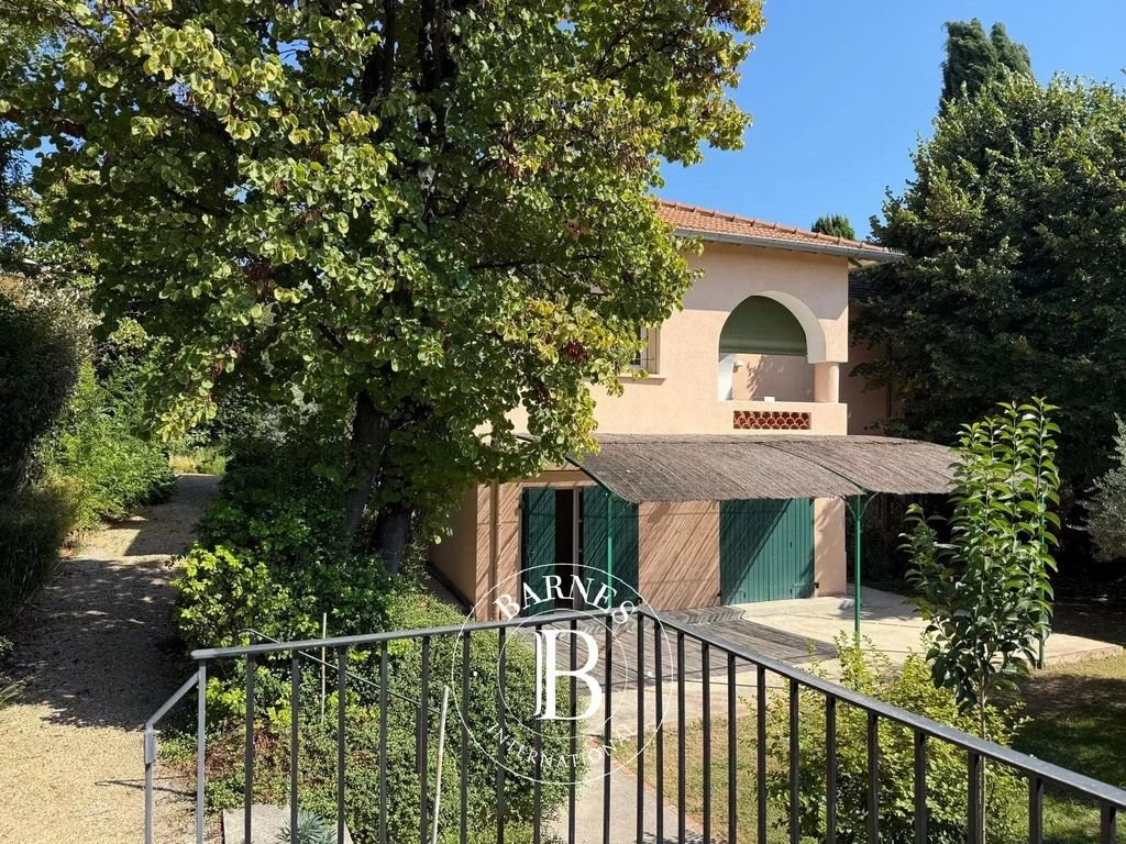 Maison à louer, 182m², Aix-en-Provence