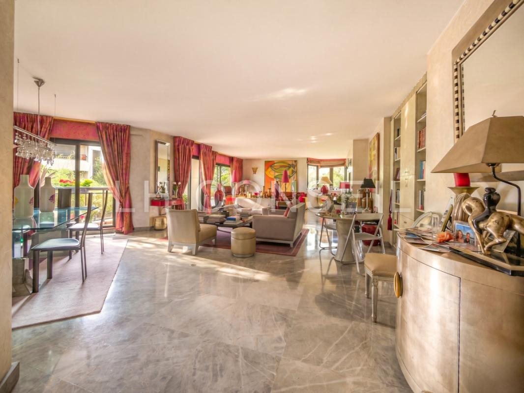 Appartement à louer, 150m², Boulogne-Billancourt