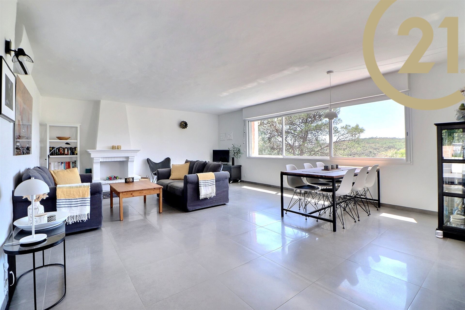 Maison à vendre, 121m², Saint-Raphaël