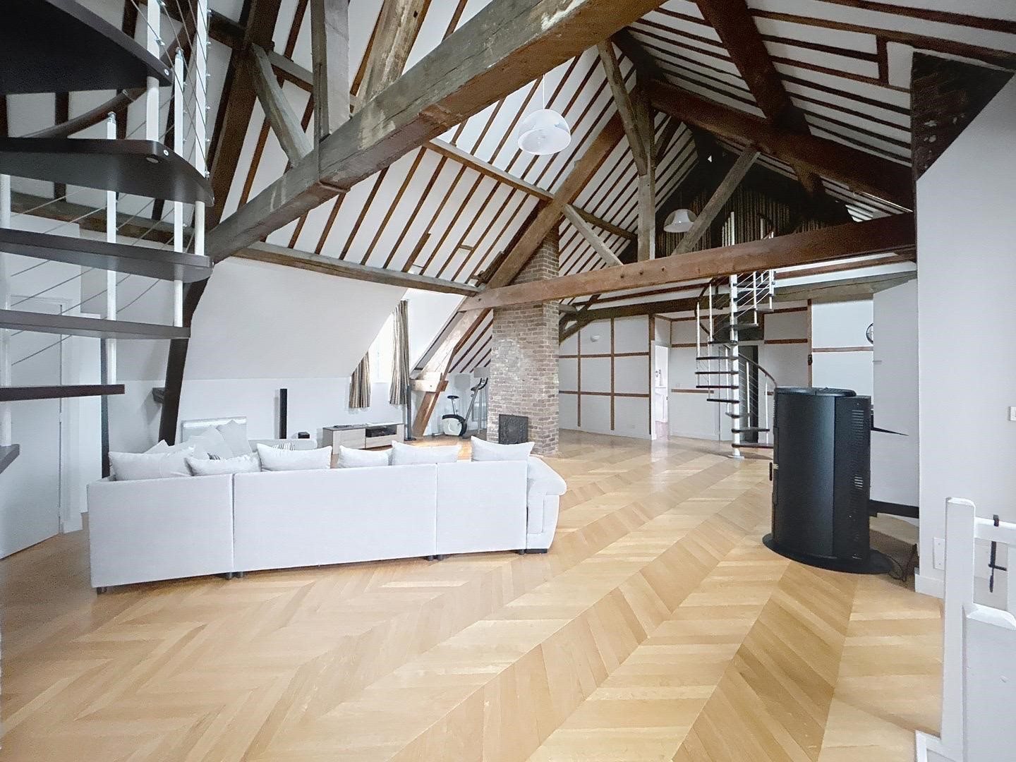 Maison à vendre, 590m², Compiègne