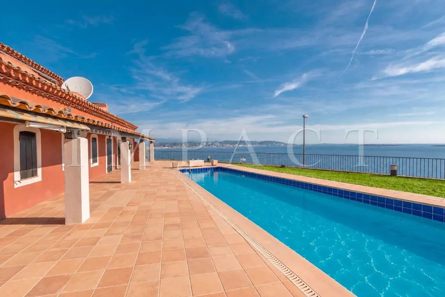 Maison à vendre, 375m², Théoule-sur-Mer