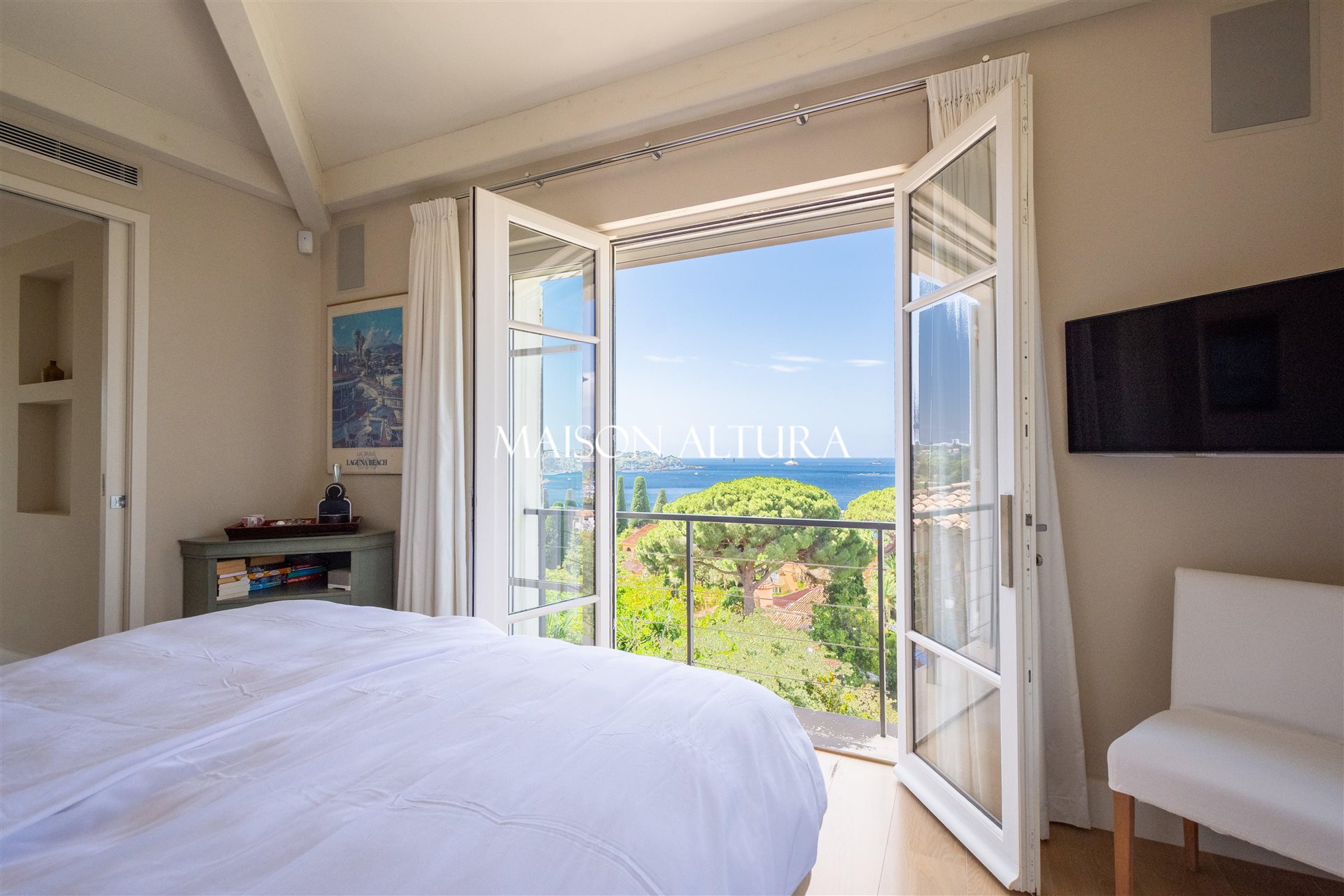 Maison à louer, 350m², Antibes