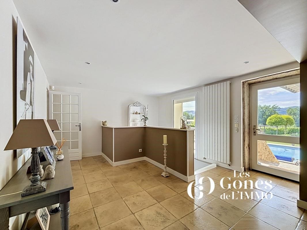 Maison à vendre, 291m², Brindas