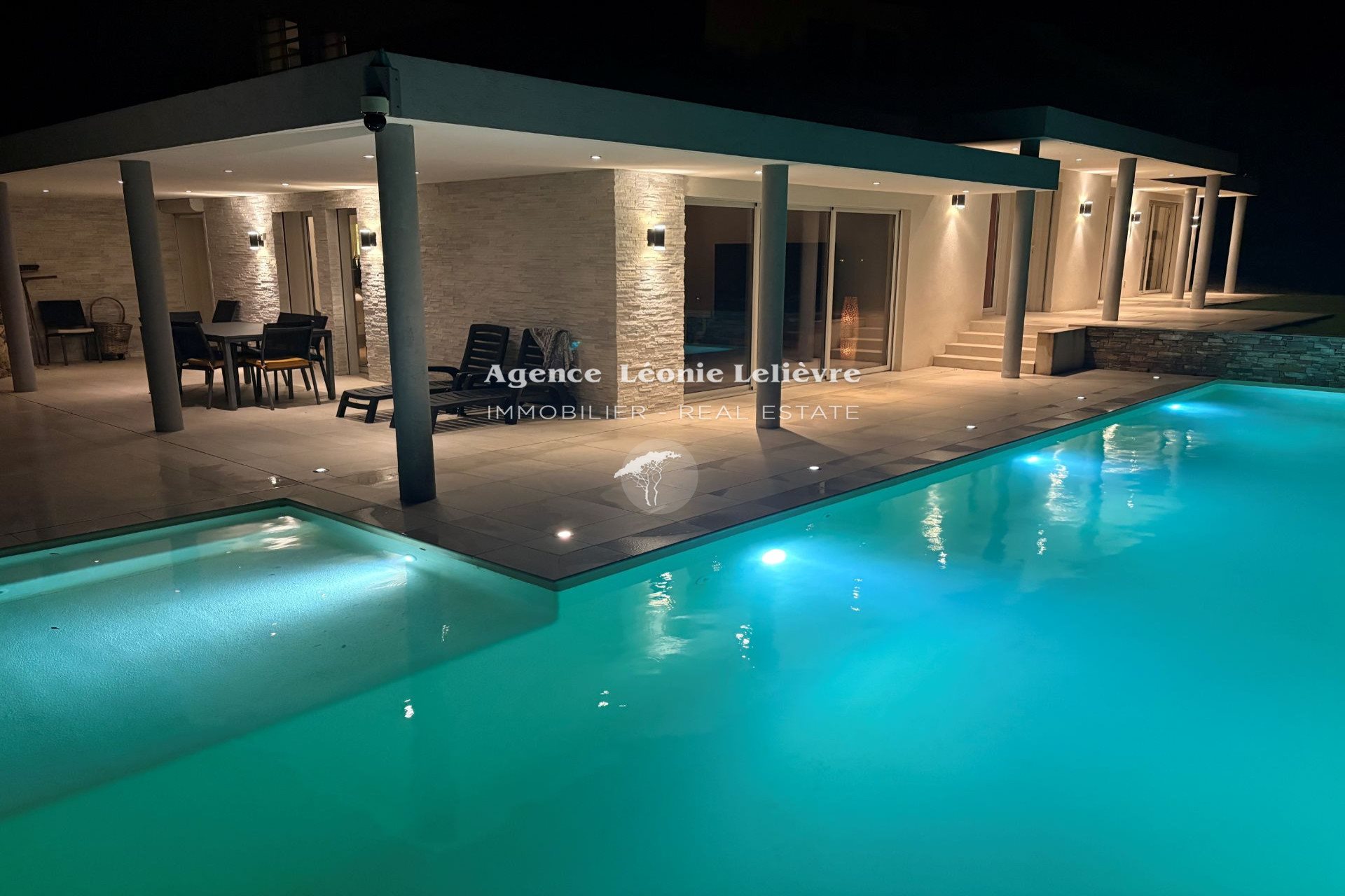 Maison à vendre, 150m², Roquebrune-sur-Argens
