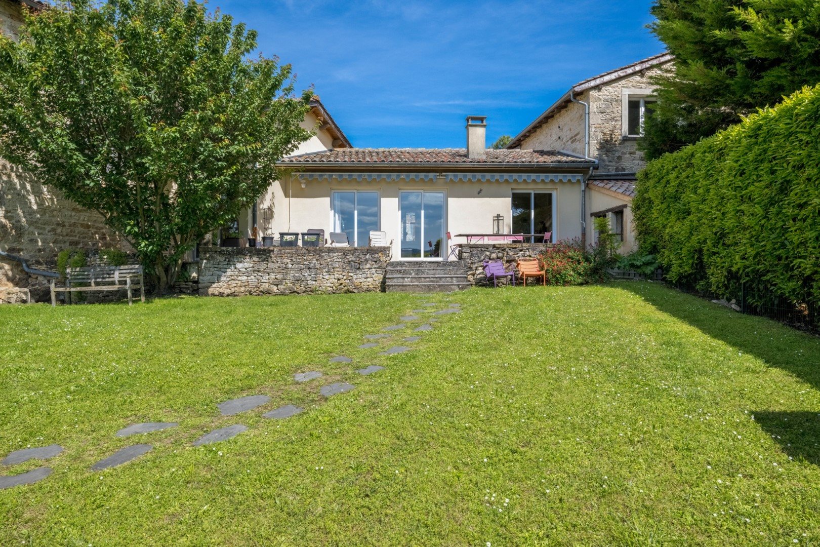 Maison à vendre, 350m², Pommiers-en-Forez
