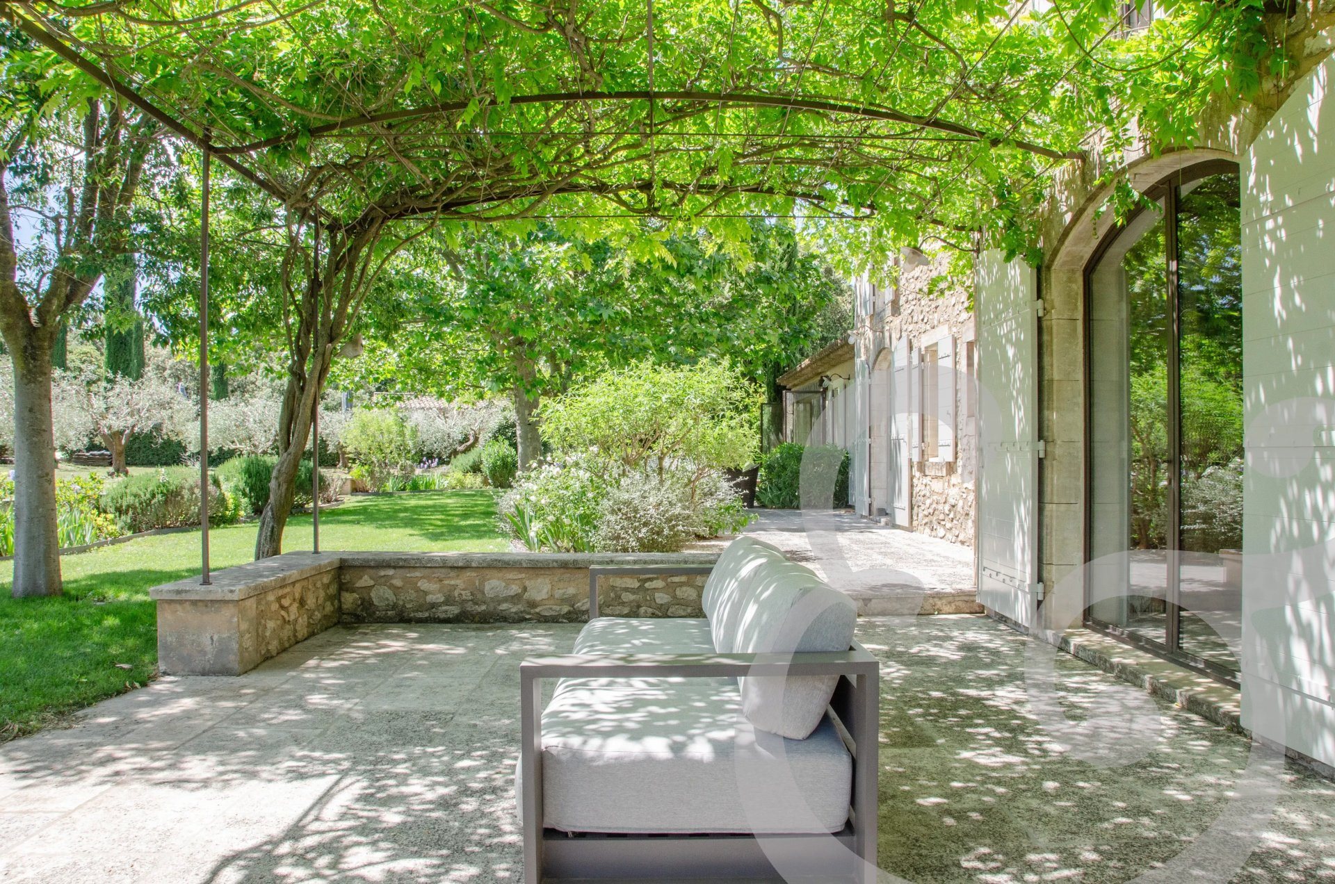 Maison à vendre, 274m², Eygalières