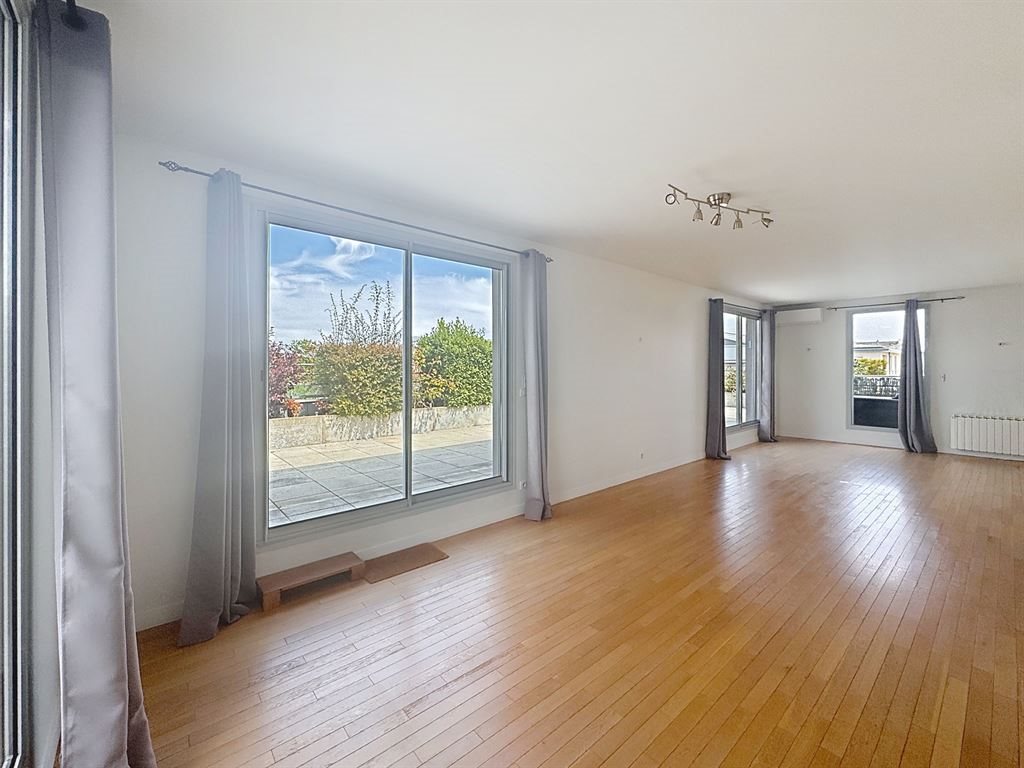 Appartement à louer, 187m², Reims