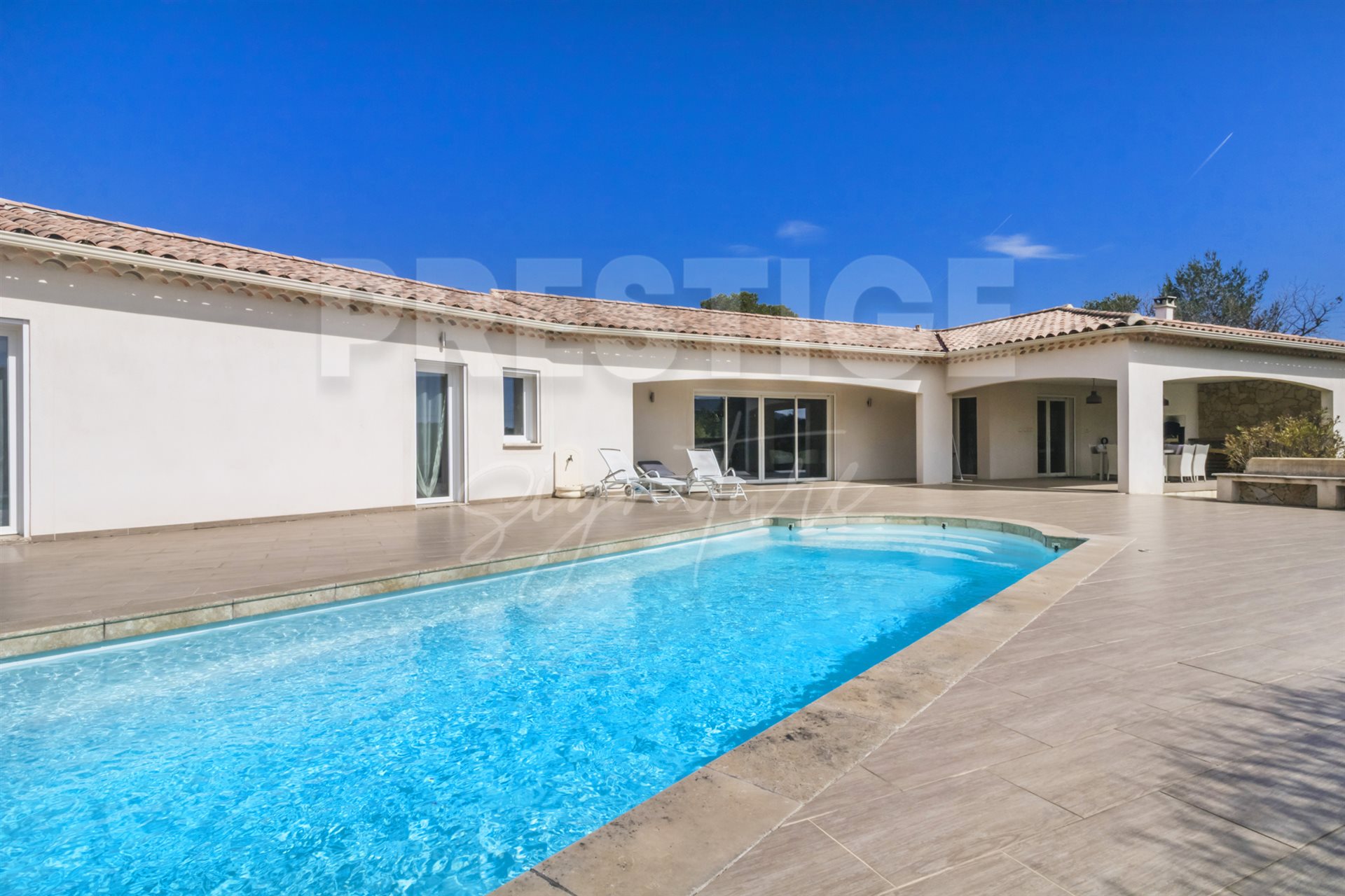 Maison à vendre, 205m², Ollières