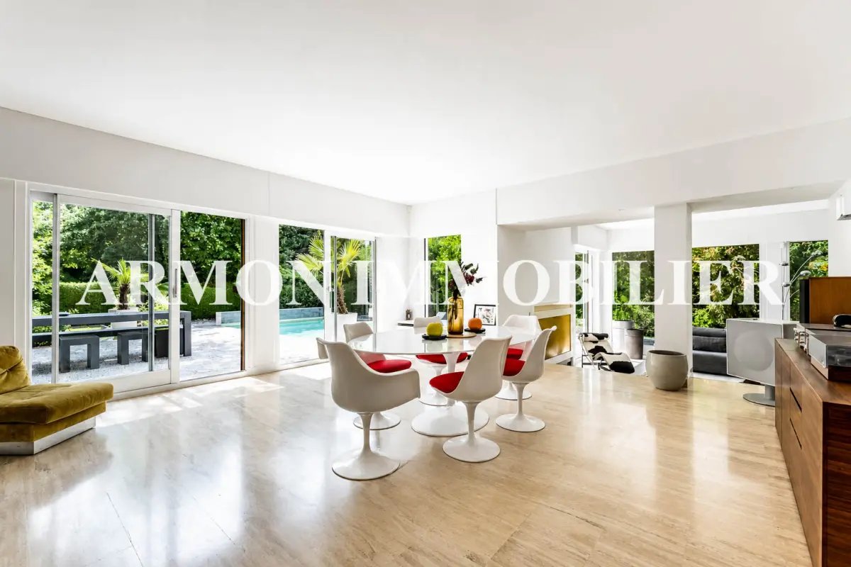 Maison à louer, 425m², Morainvilliers