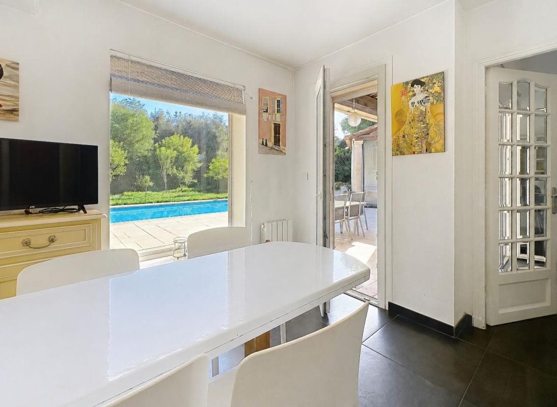 Maison à vendre, 210m², Roquefort-les-Pins